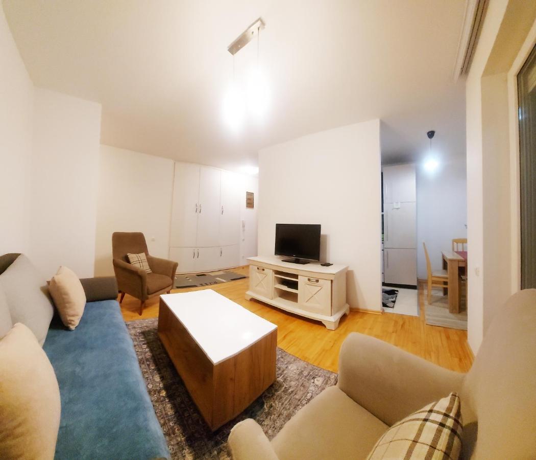 Apartment 31 Pristina Extérieur photo