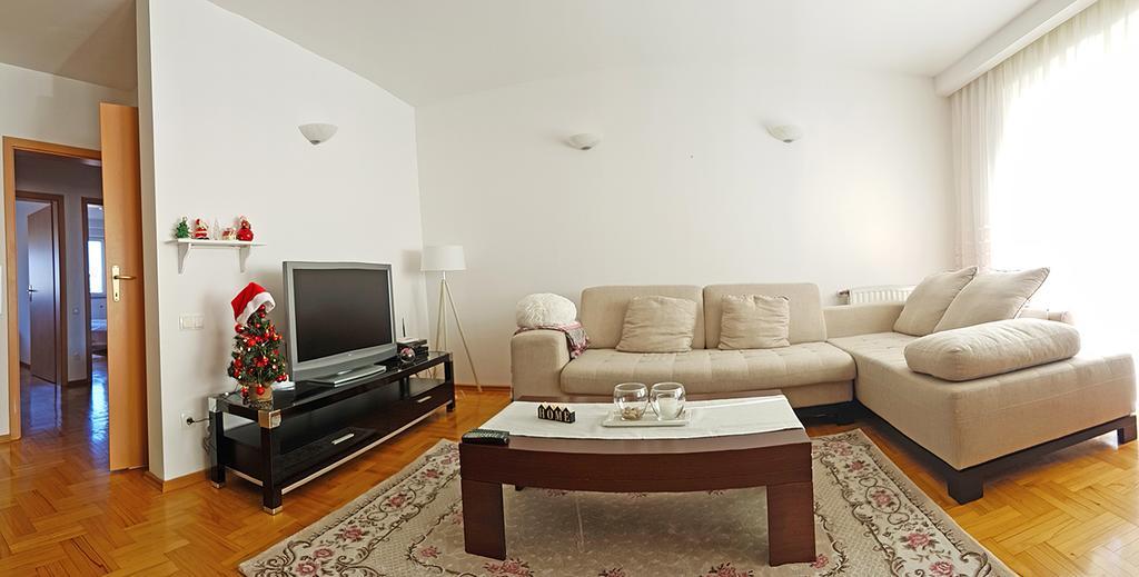 Apartment 31 Pristina Extérieur photo